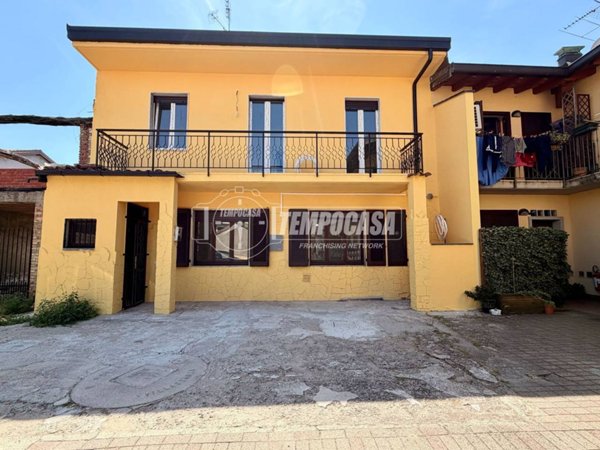 appartamento in vendita a Parabiago