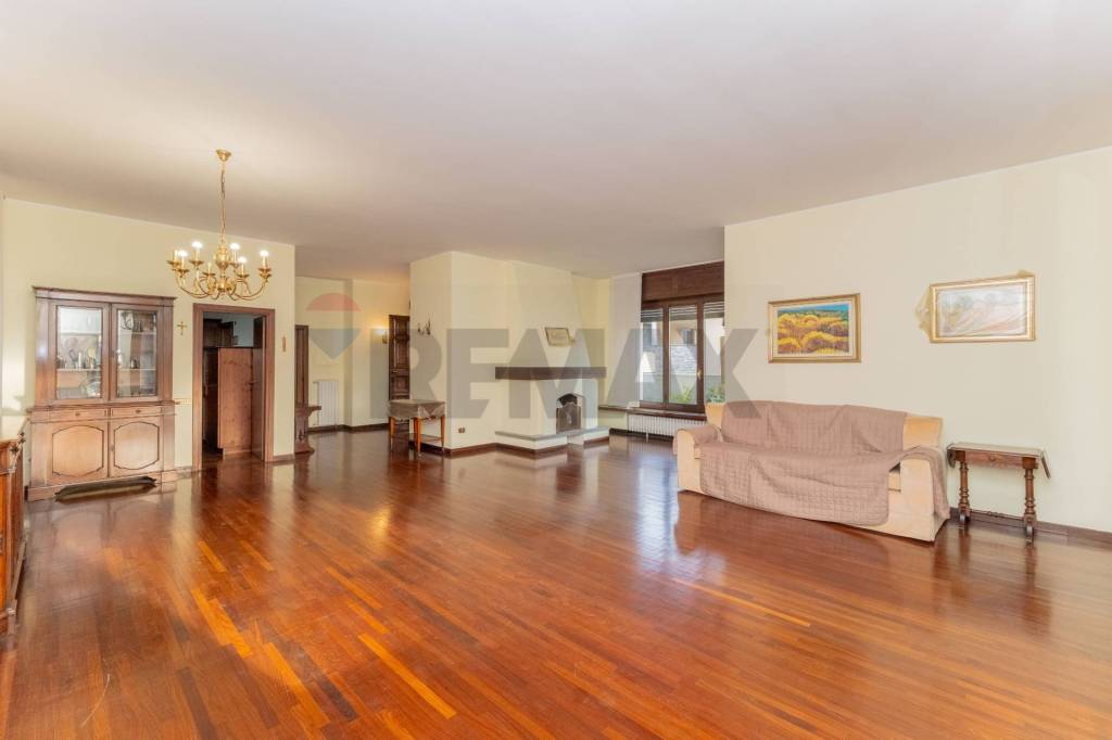casa indipendente in vendita a Parabiago