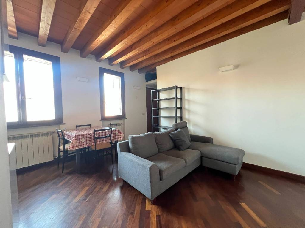 appartamento in vendita a Parabiago