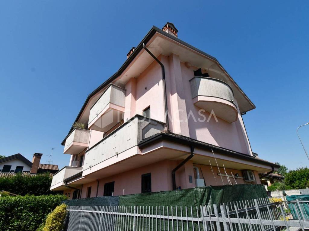 appartamento in vendita a Parabiago