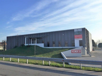 capannone in vendita a Paullo