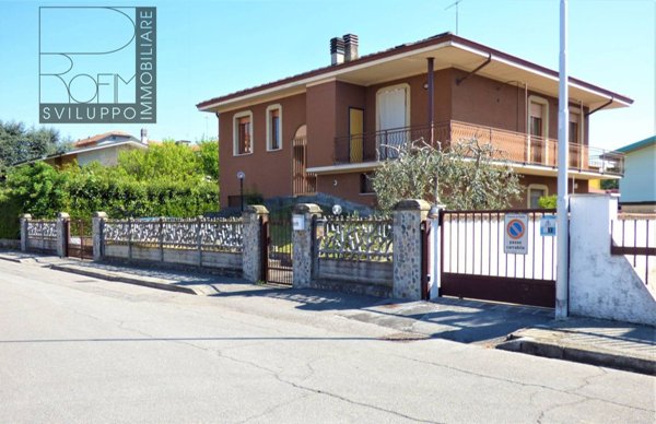 casa indipendente in vendita a Paullo