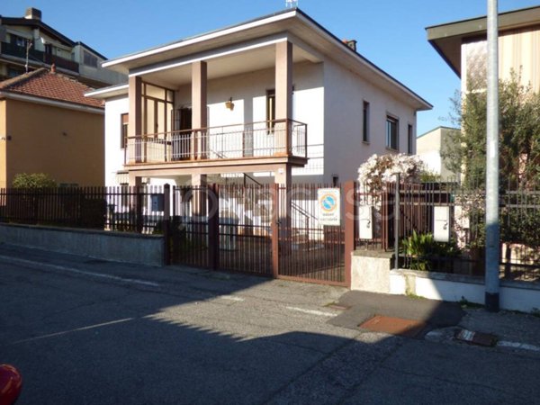 casa indipendente in vendita a Paullo