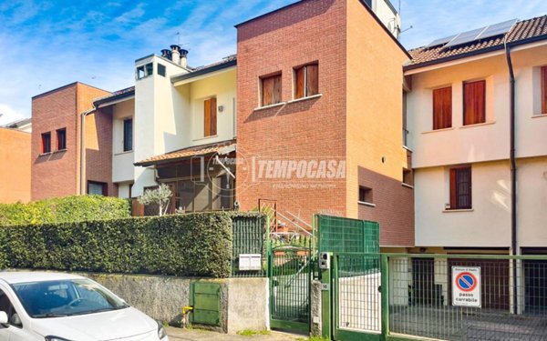 casa indipendente in vendita a Paullo