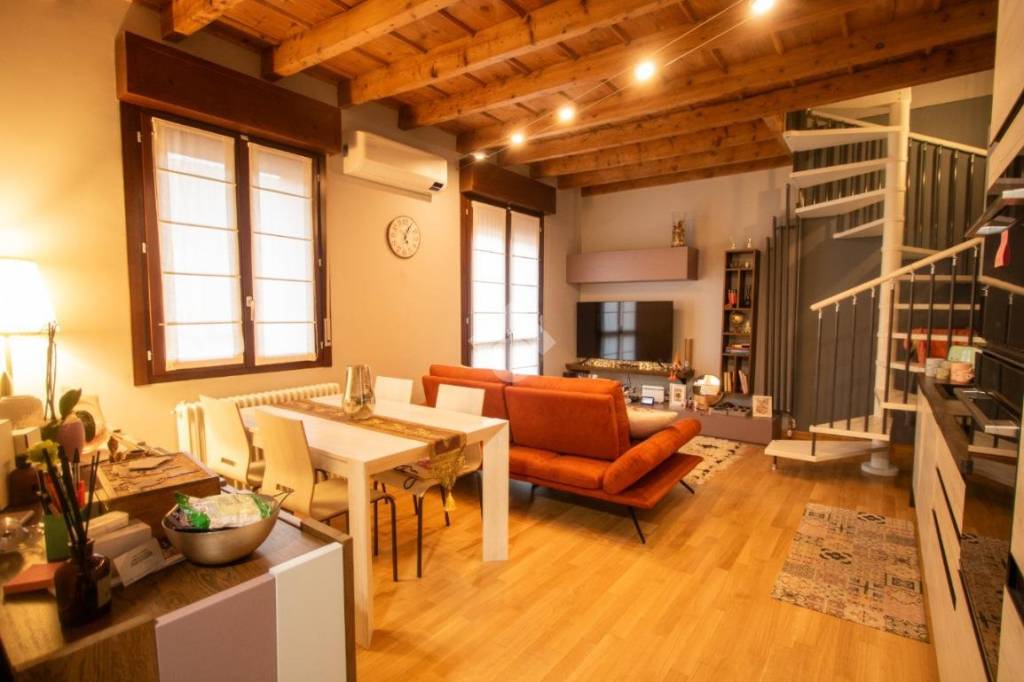appartamento in vendita a Paullo in zona Paullo Centro