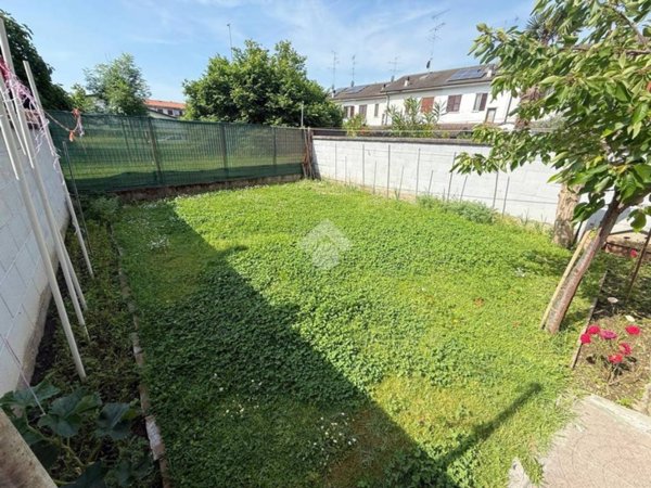 casa indipendente in vendita a Paullo