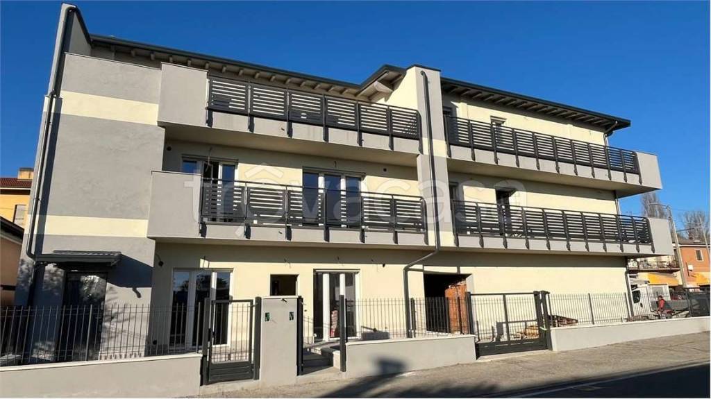 appartamento in vendita a Paullo in zona Paullo Centro