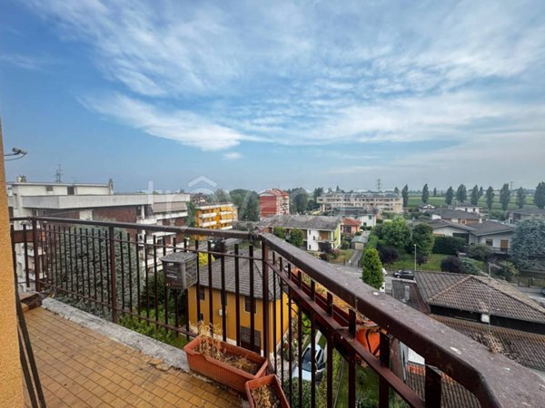 appartamento in vendita a Paullo in zona Paullo Centro
