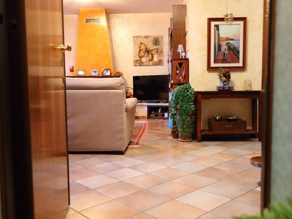 appartamento in vendita a Paullo