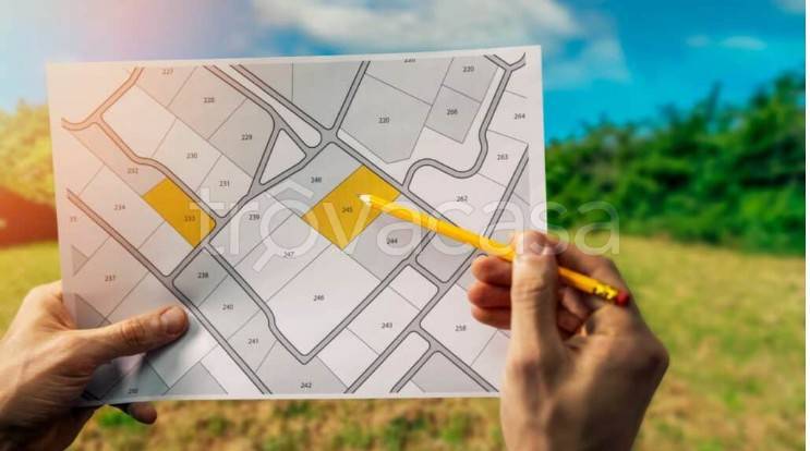 terreno edificabile in vendita a Paullo