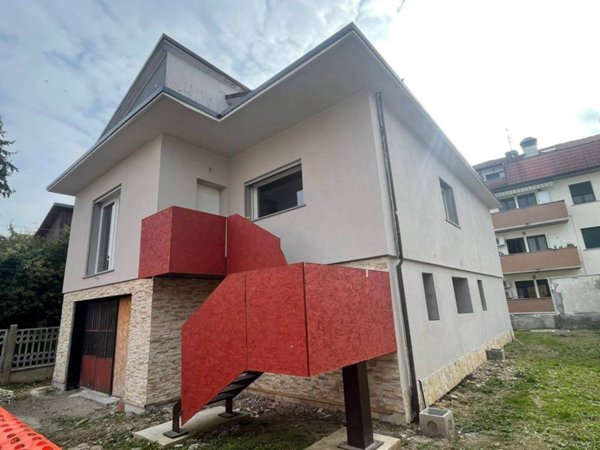 casa indipendente in vendita a Paullo in zona Paullo Centro