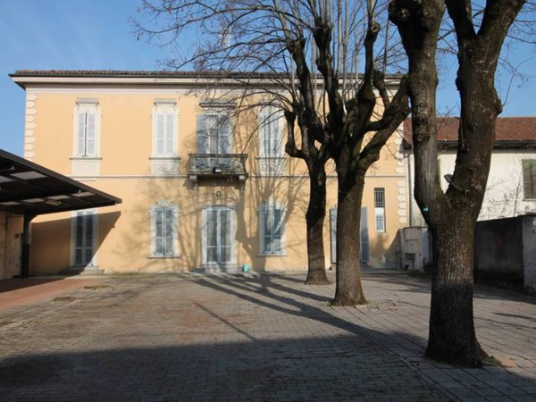 ufficio in vendita a Paullo