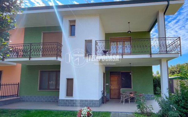 casa indipendente in vendita a Paullo