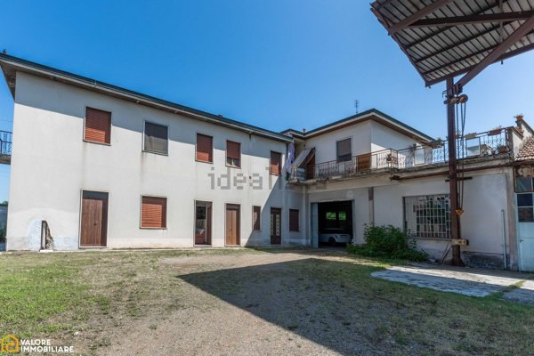 casa indipendente in vendita a Paullo in zona Paullo Centro