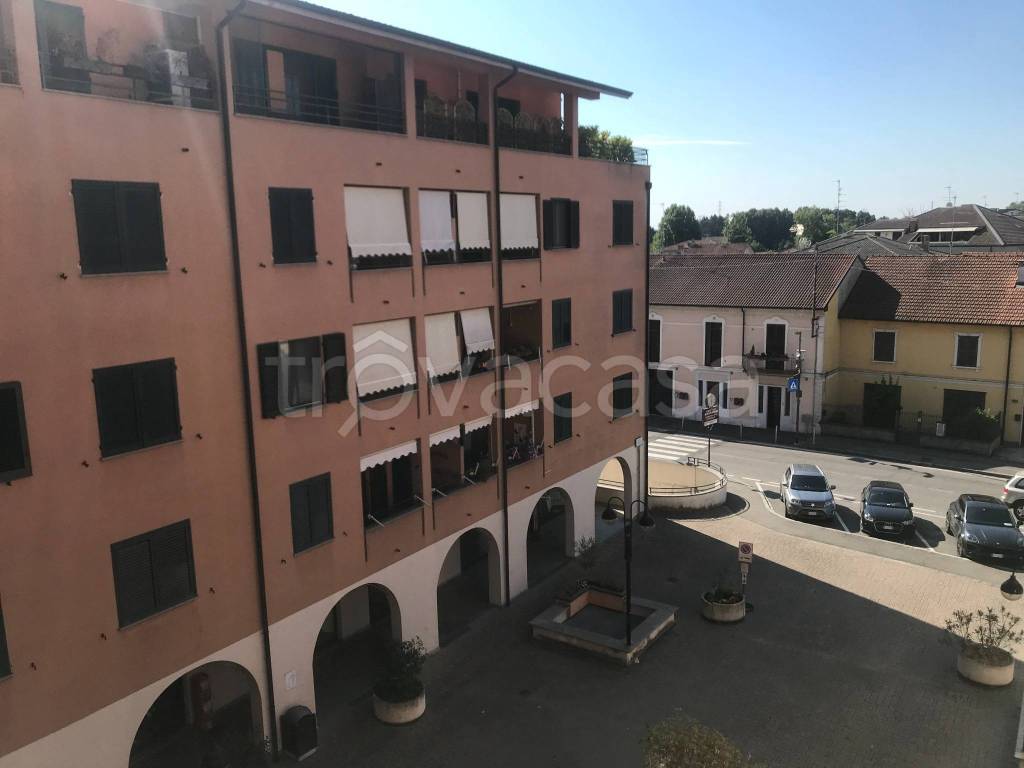 appartamento in vendita a Paullo in zona Paullo Centro