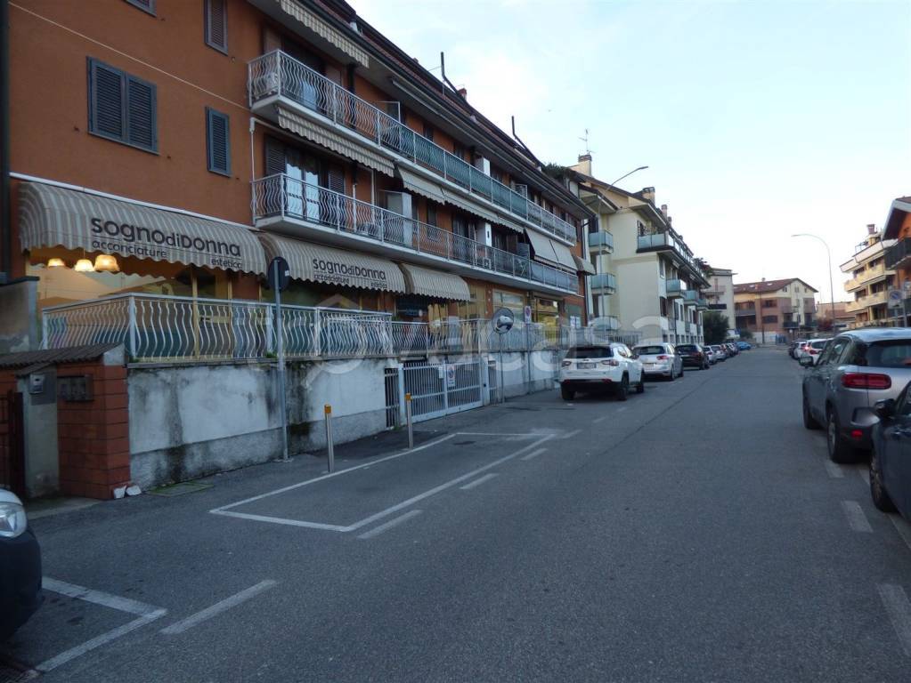 appartamento in vendita a Paullo in zona Paullo Centro