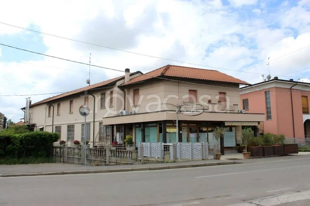 appartamento in vendita a Paullo in zona Paullo Centro