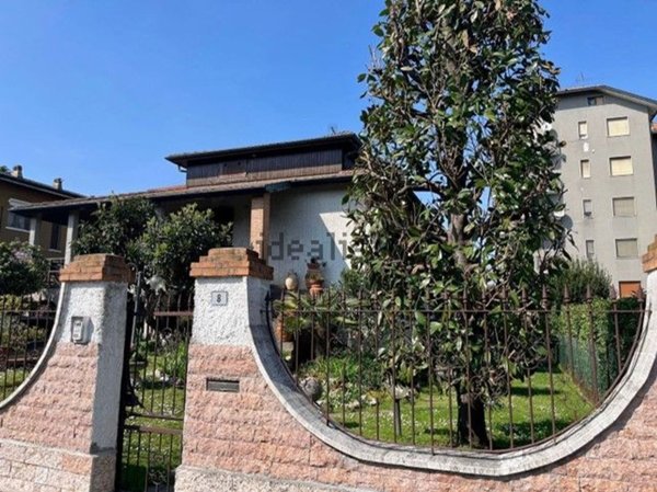 casa indipendente in vendita a Paullo