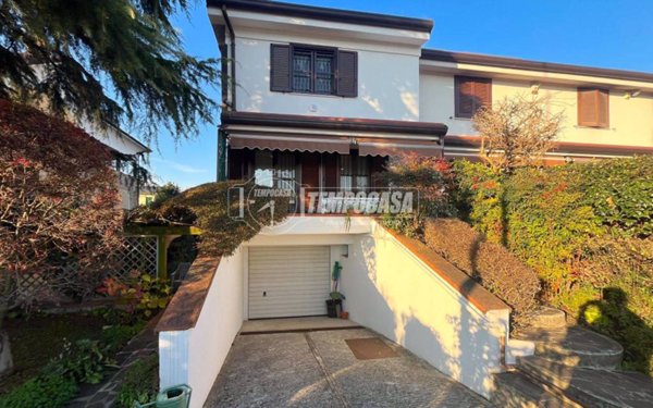 casa indipendente in vendita a Paullo