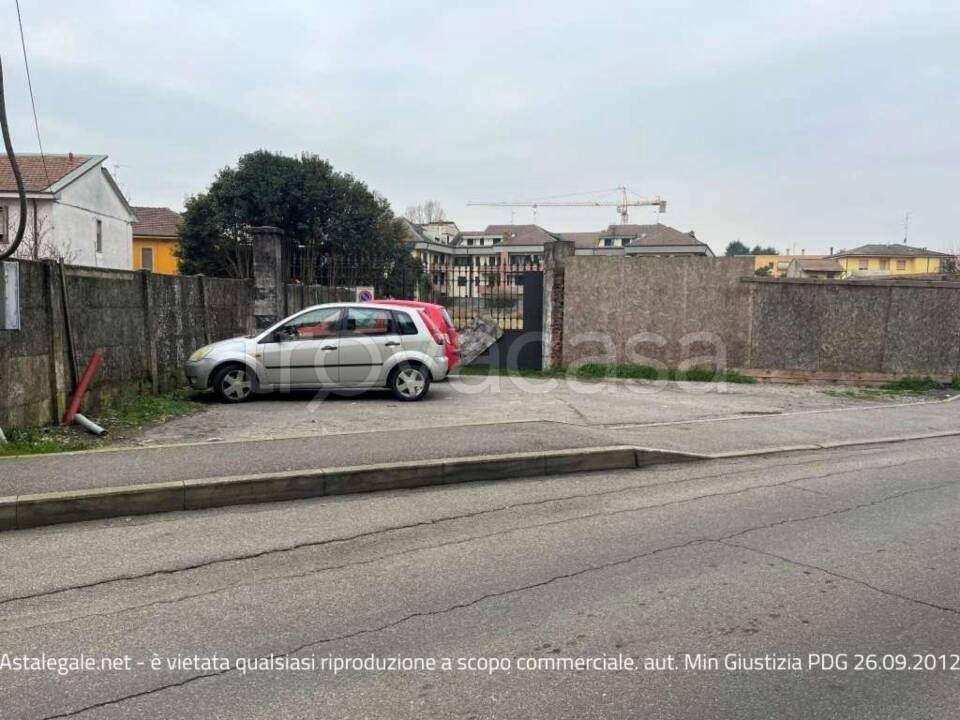 terreno edificabile in vendita a Paullo