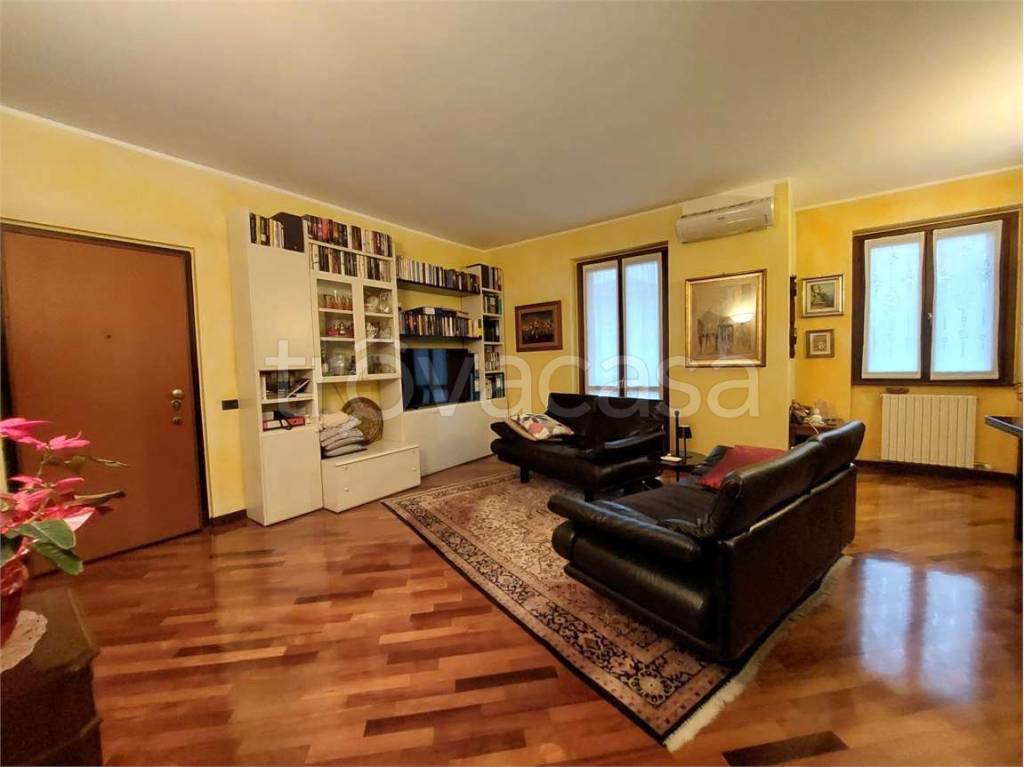 appartamento in vendita a Paullo