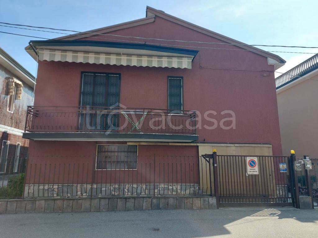 casa indipendente in vendita a Paullo