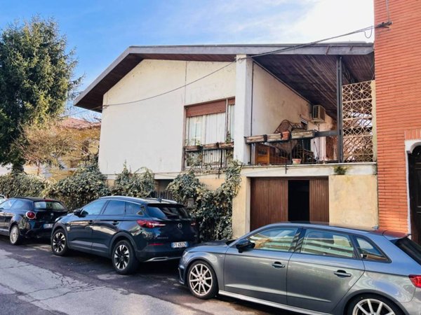 casa indipendente in vendita a Paullo in zona Paullo Centro