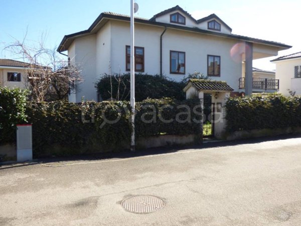 casa indipendente in vendita a Paullo