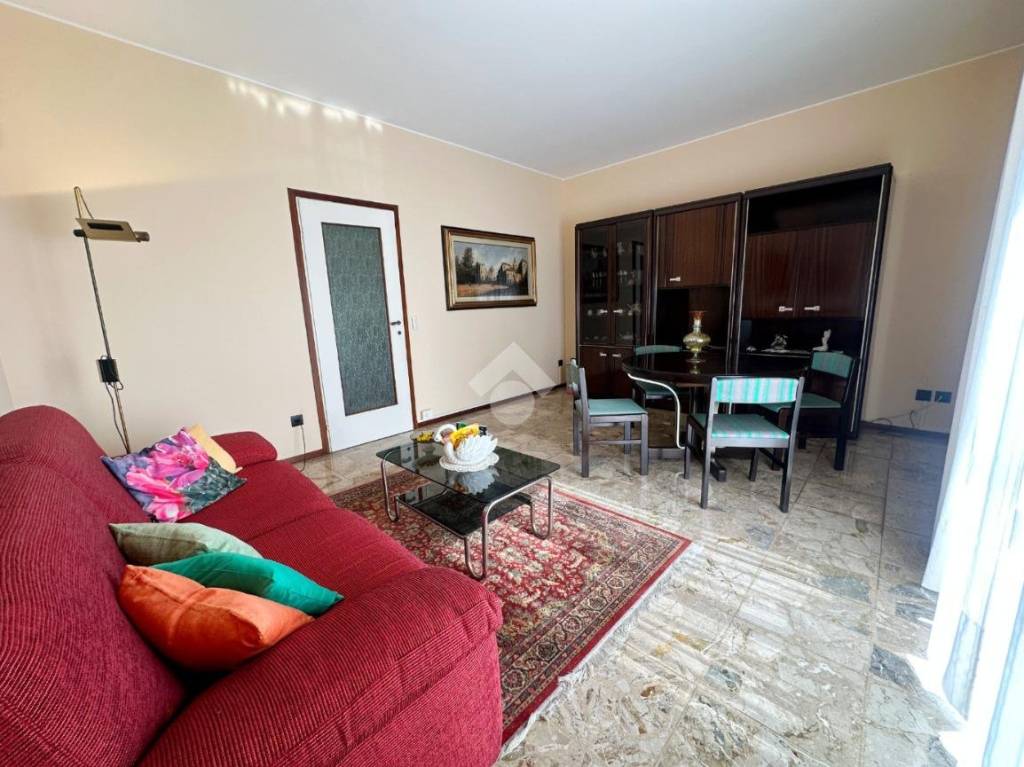 appartamento in vendita a Paullo in zona Paullo Centro