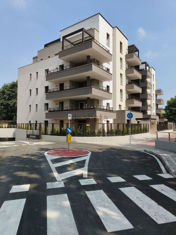 appartamento in vendita a Paullo in zona Paullo Centro