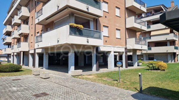 appartamento in vendita a Paullo in zona Paullo Centro