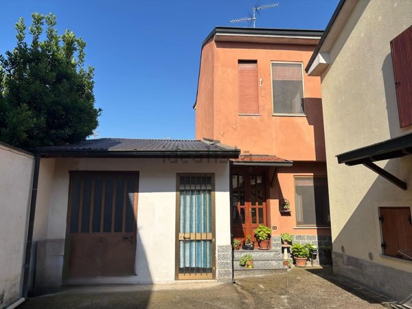 casa indipendente in vendita a Paullo