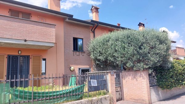appartamento in vendita a Paullo in zona Paullo Centro