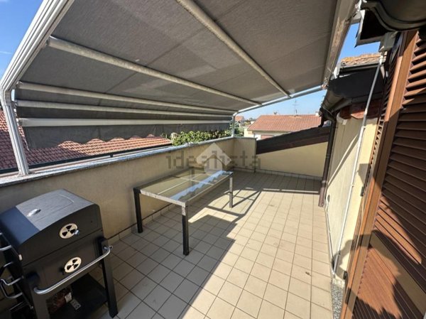 appartamento in vendita a Paullo in zona Paullo Centro