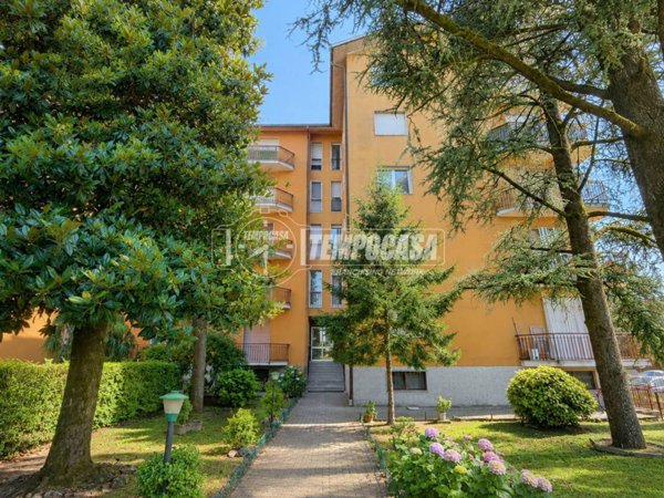 appartamento in vendita a Paullo in zona Paullo Centro