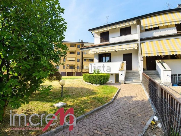 casa indipendente in vendita a Paullo in zona Paullo Centro