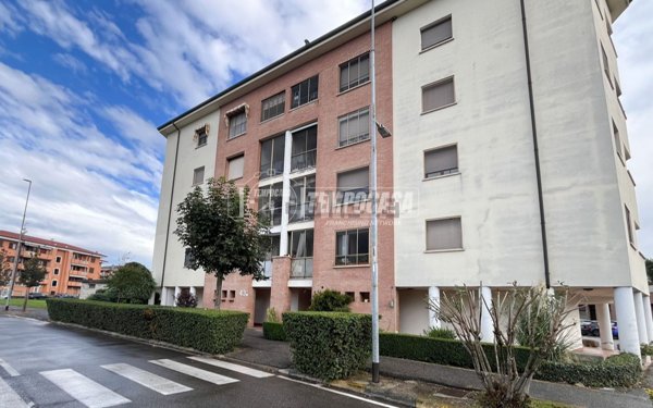 appartamento in vendita a Paullo in zona Paullo Centro