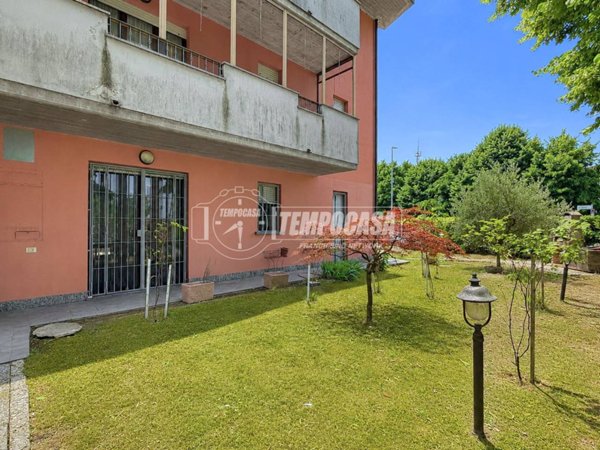 appartamento in vendita a Paullo in zona Paullo Centro