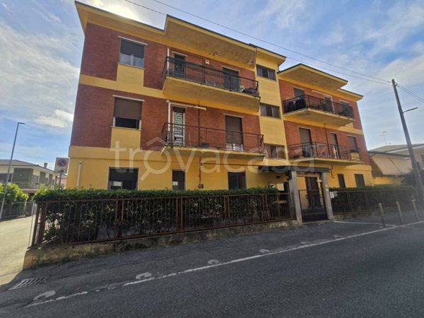 appartamento in vendita a Paullo in zona Paullo Centro