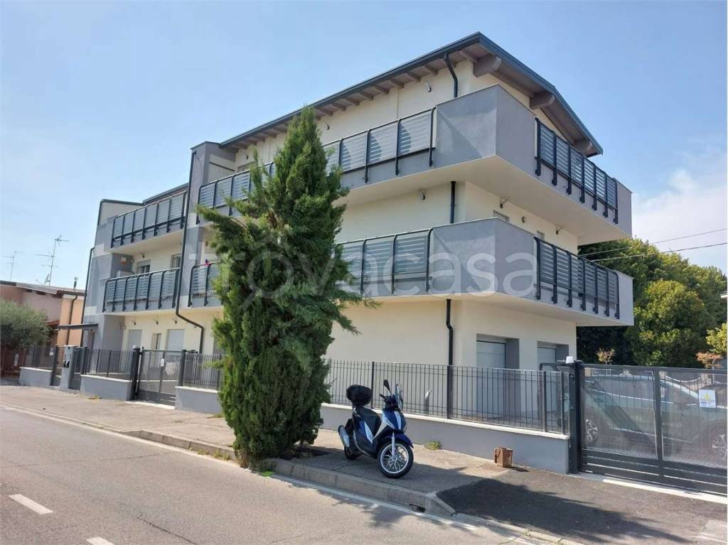 appartamento in vendita a Paullo in zona Paullo Centro