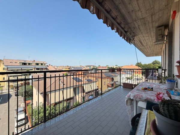 appartamento in vendita a Paullo in zona Paullo Centro
