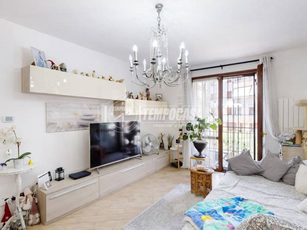 appartamento in vendita a Paullo in zona Paullo Centro