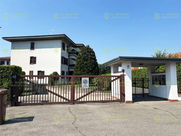 appartamento in vendita a Paullo in zona Paullo Centro