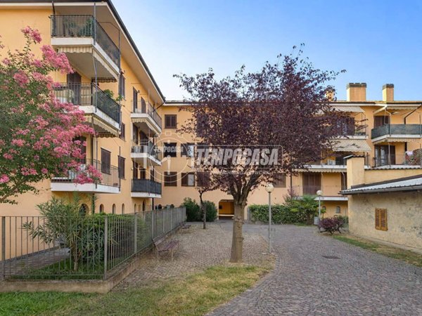 appartamento in vendita a Paullo in zona Paullo Centro