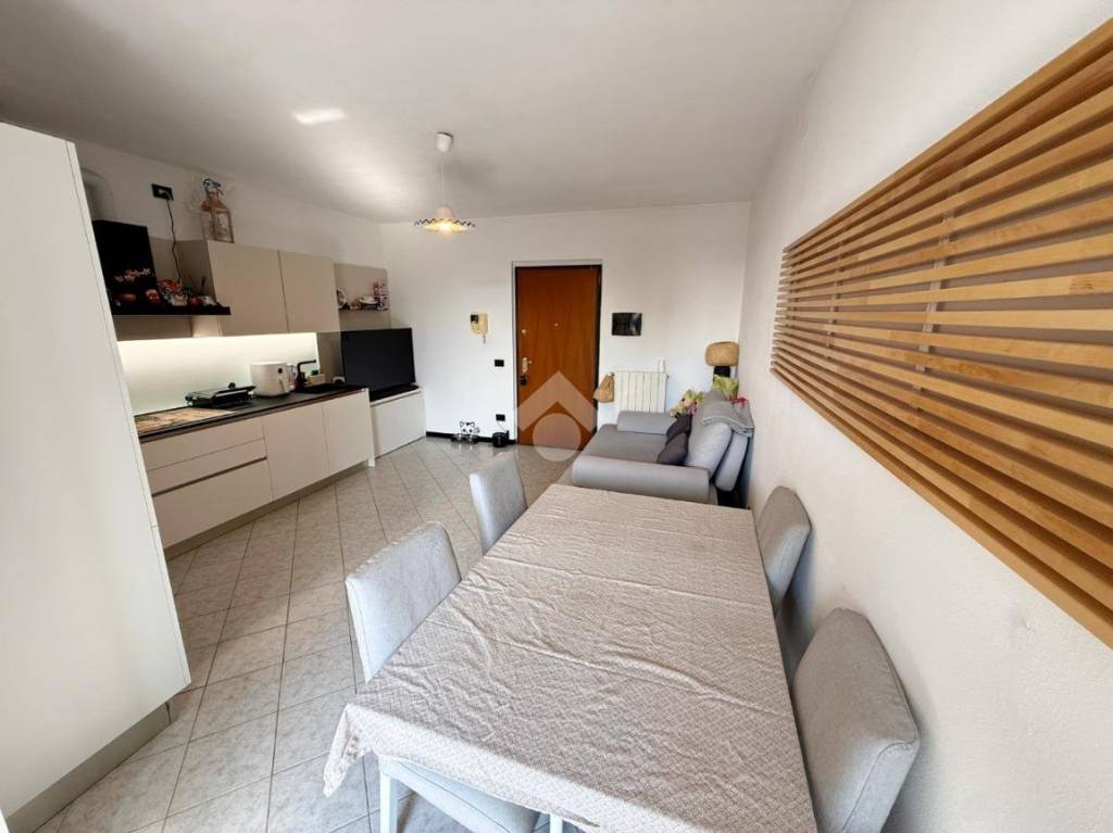 appartamento in vendita a Paullo in zona Paullo Centro
