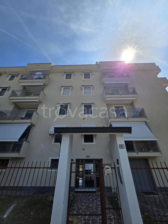appartamento in vendita a Paullo in zona Paullo Centro