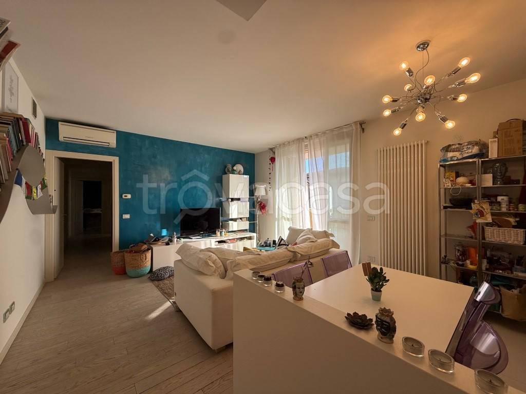 appartamento in vendita a Paullo in zona Paullo Centro