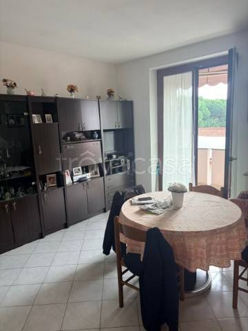 appartamento in vendita a Paullo in zona Paullo Centro