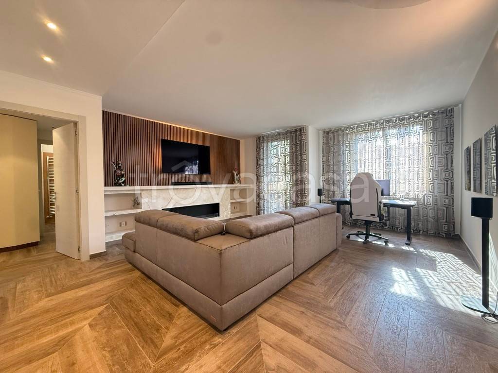 appartamento in vendita a Paullo in zona Paullo Centro