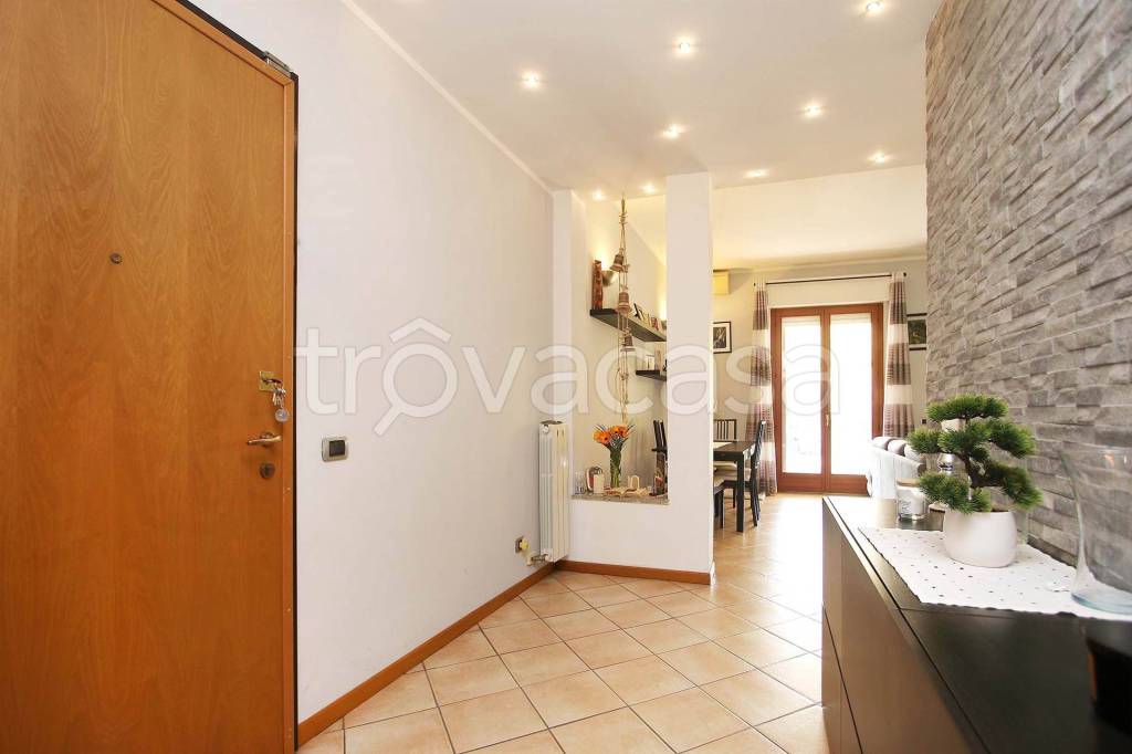 appartamento in vendita a Paullo in zona Paullo Centro